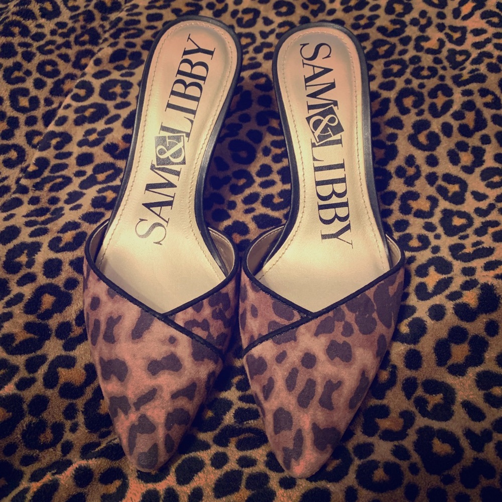 Leopard print mules!